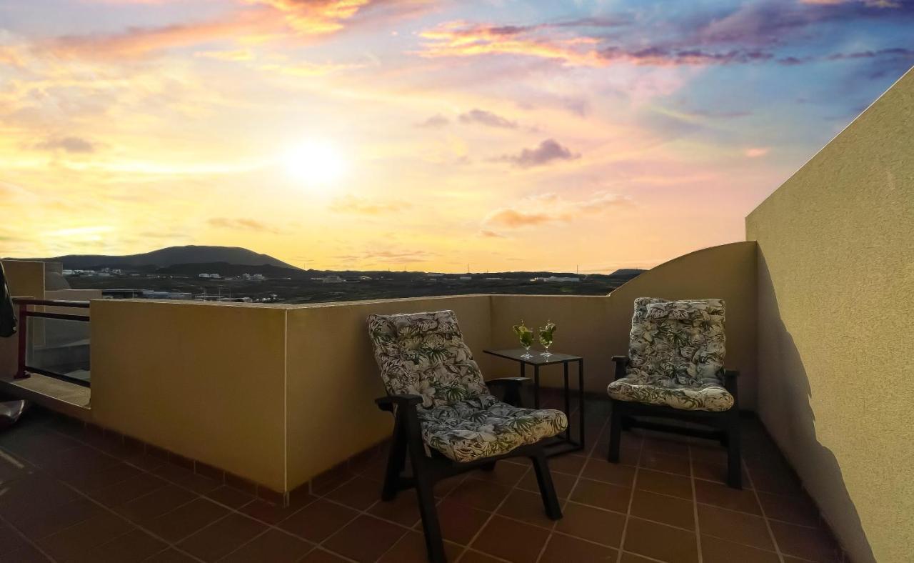 Sunset Corralejo Con Solarium Privado Коралео Екстериор снимка